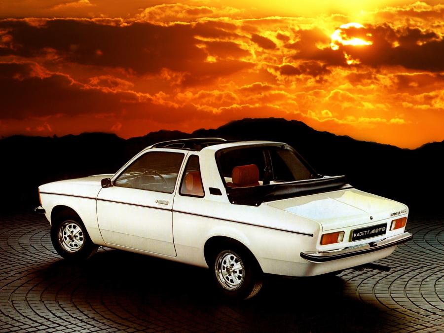  Opel Kadett Aero (C) 1977 года  (фото 7 из 12)